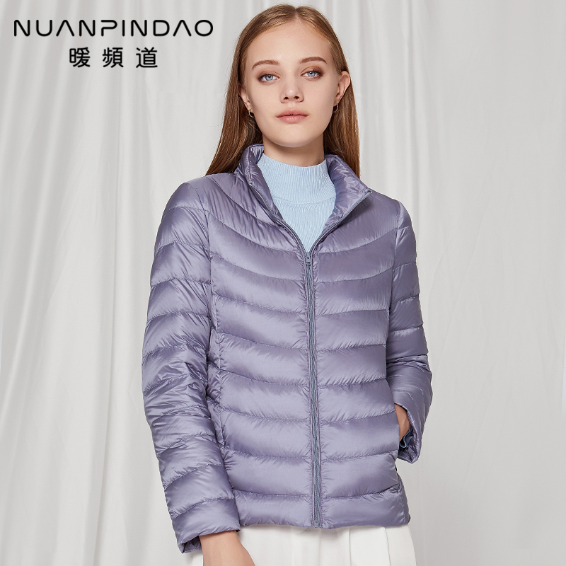 暖频道连帽羽绒服女短款韩版轻薄款修身显瘦羽绒棉服外套反季清仓
