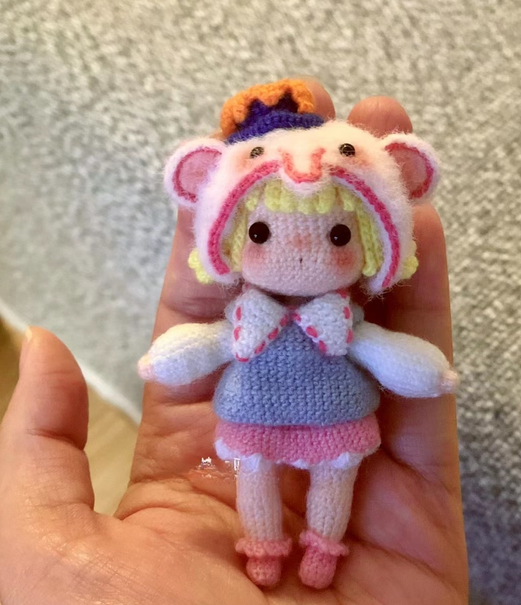 Small shop crochet illustration tutorial handmade GWN299 doll elephant hat girl elephant dwarf (middle)