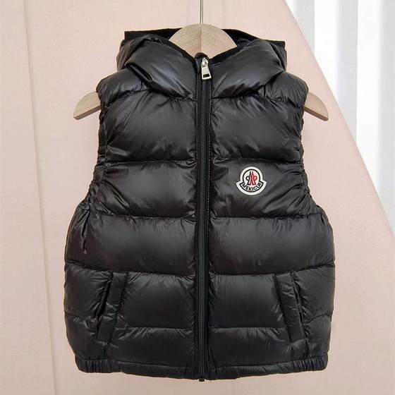 Clearance children's down vest hooded thickened boys and girls lightweight down vest outer wear for middle and large children in winter