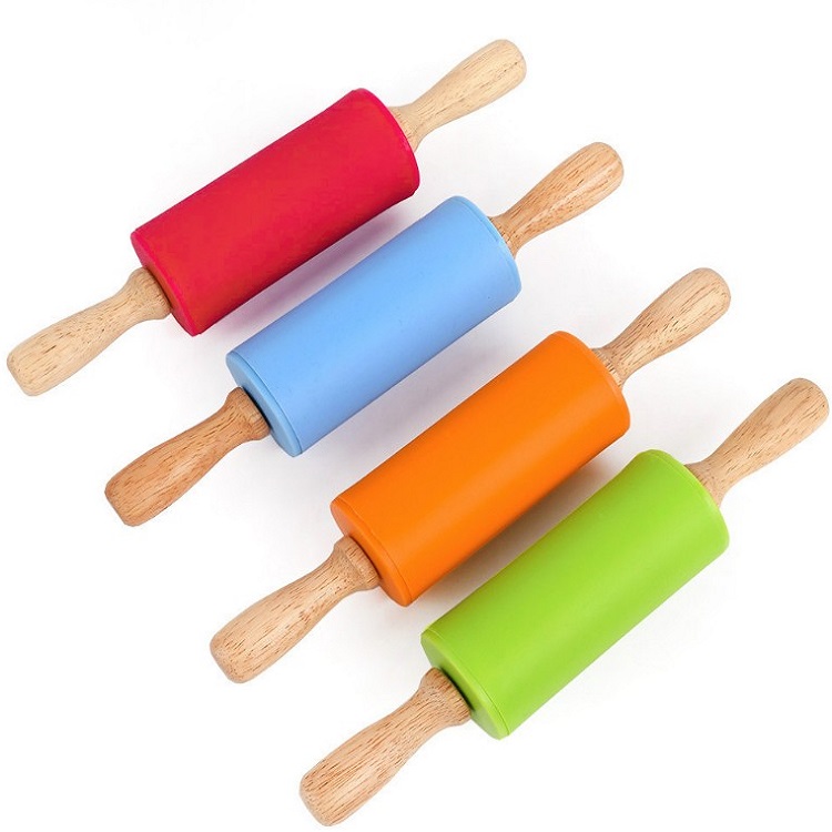 Wonderful cook silicone rubber stick solid wooden shaft rolling shaft without adhesive dumplings pressed noodle hammer baking tool
