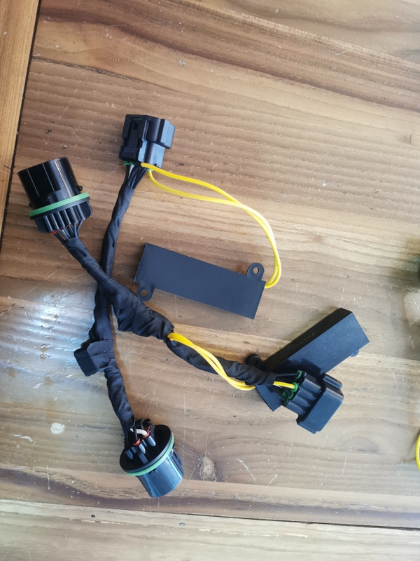 Great Wall Haval H9 Headlight Plug Adapter Cable for Old Model Xenon Upgrade to New Model 20-23 Led Headlights