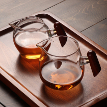 Japanese heat-resistant glass fair cup Tea Divider Tea Sea Male cup Uniform cup division Gongfu Tea accessories Solid wood is not hot