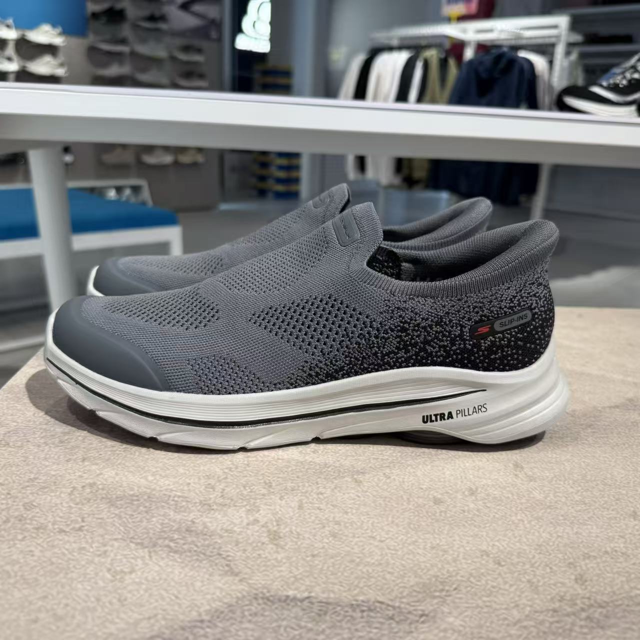 👟舒适又轻便的健步鞋 | Skechers斯凯奇男子216784-健步鞋-淘宝好物网