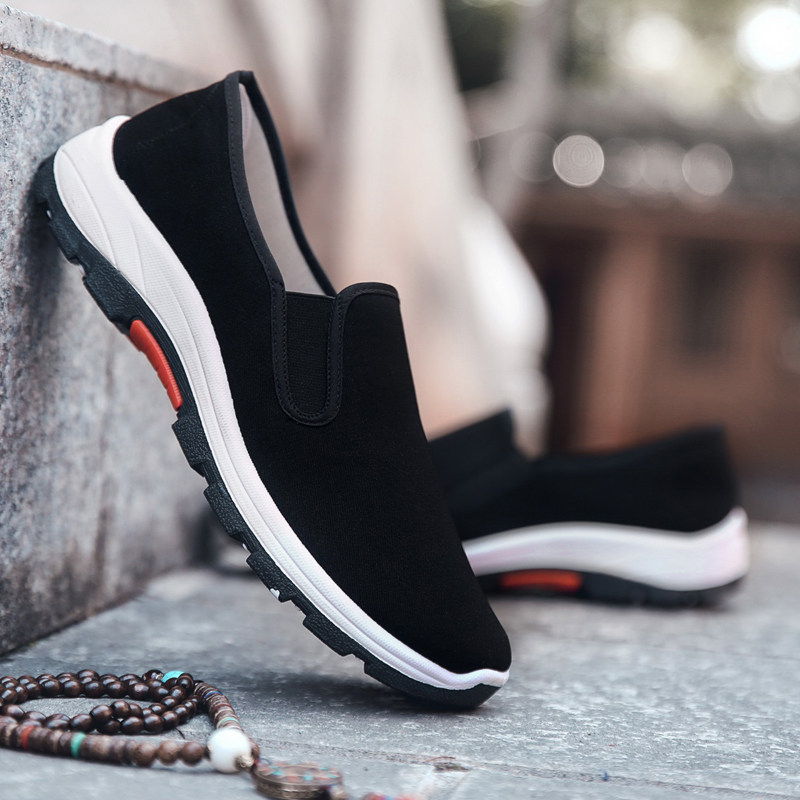 Spring and Autumn Old Beijing Black Cloth Shoes Slip-On Lazy Shoes Men's Non-slip Casual Mountaineering Sneakers Single Shoes Work Shoes