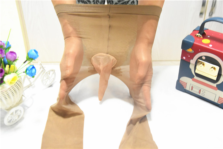 Cực kỳ siêu mỏng 2D siêu mỏng lụa cored bướm 裆 nam giới JJ bộ pantyhose xà cạp sexy vớ trong suốt