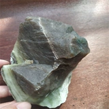 Натуральная природная руда из нефрита, 1038 грамм