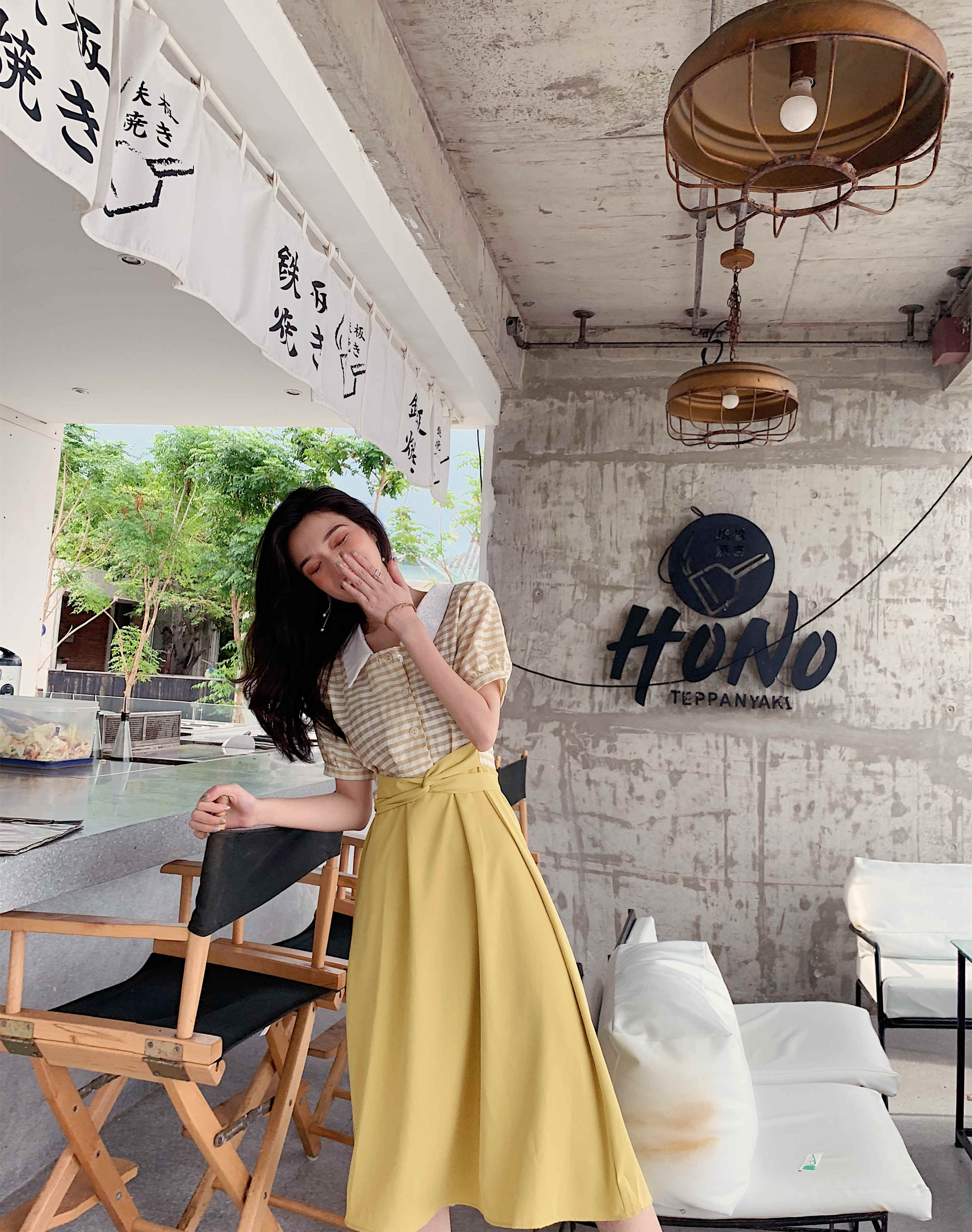 VK旗艦店 韓系復古格紋撞色氣質收腰娃娃領短袖洋裝