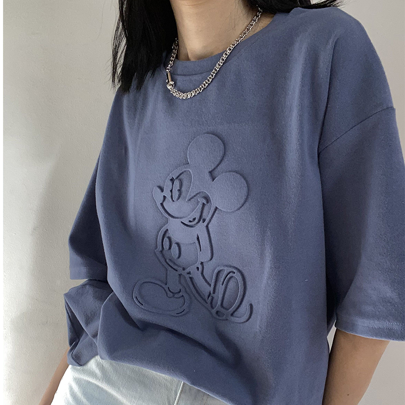 In the summer of 2022, the new short - sleeved T - shirt woman loose and thin cotton - ha edition in super fire cartoon Mickey tops tide