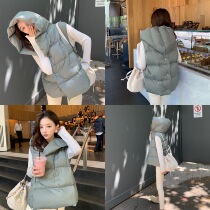 Mrs Qian autumn and winter 2019 new hooded bread down jacket female white duck down Korean version of the small light jacket