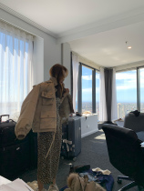 Mrs Qian raccoon real hair collar down jacket womens short 2019 new waist frock coat small pike suit