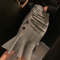 Mrs Qian high waist fishtail skirt Vintage plaid skirt Autumn and winter womens long hip skirt Knitted one-step skirt