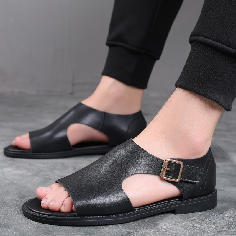 Summer new men's beach shoes Australian sandals men's leather non-slip deodorant casual leather sandals lightweight trendy shoes