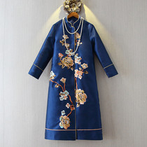 Xiaoshan autumn and winter Chinese style womens clothing embroidered padded modified Tang dress Cheongsam coat long winter mother Chinese coat