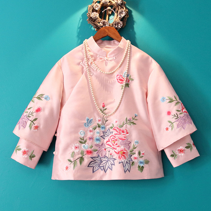 Xiao Xiao Xiao House 2021 autumn new retro Chinese style embroidery flaggown tops girl short Chinese coat