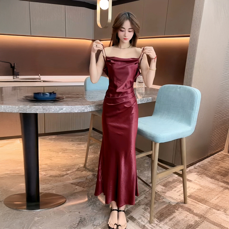 High-End Light Luxury Satin Suspender Dress for Women, New Summer Style, Fashionable French Style, Waist-Cinching, Slimming Long Skirt