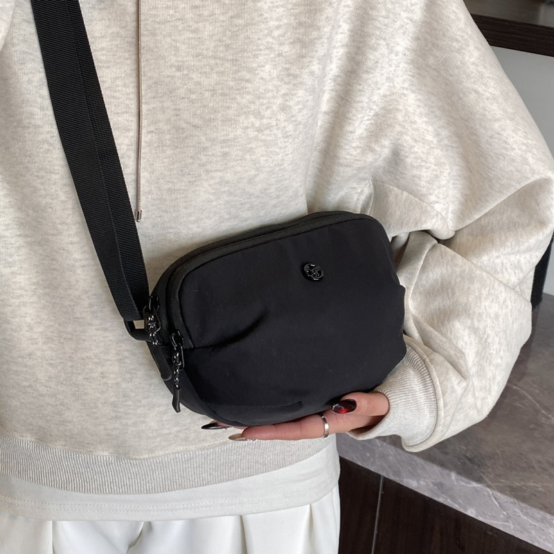 Nylon Cloth Small Bag 2026 New Model ins Fashionable Shoulder Bag Lightweight Casual Cycling Unisex Crossbody Bag