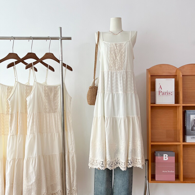 Clearance: Heavy Lace-Trimmed Spaghetti Strap Dress, 2025 Summer New Korean Style Layered Slimming Long Dress Clearance: Heavy Lace-Trimmed Spaghetti Strap Dress, 2025 Summer New Korean Style Layered Slimming Long Dress