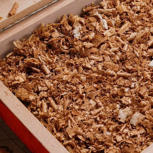 Чистый испанский кедровый деревянный чип сигар с увлажняющей коробкой Cooler Cigar Натуральная алкоголизация 50 г