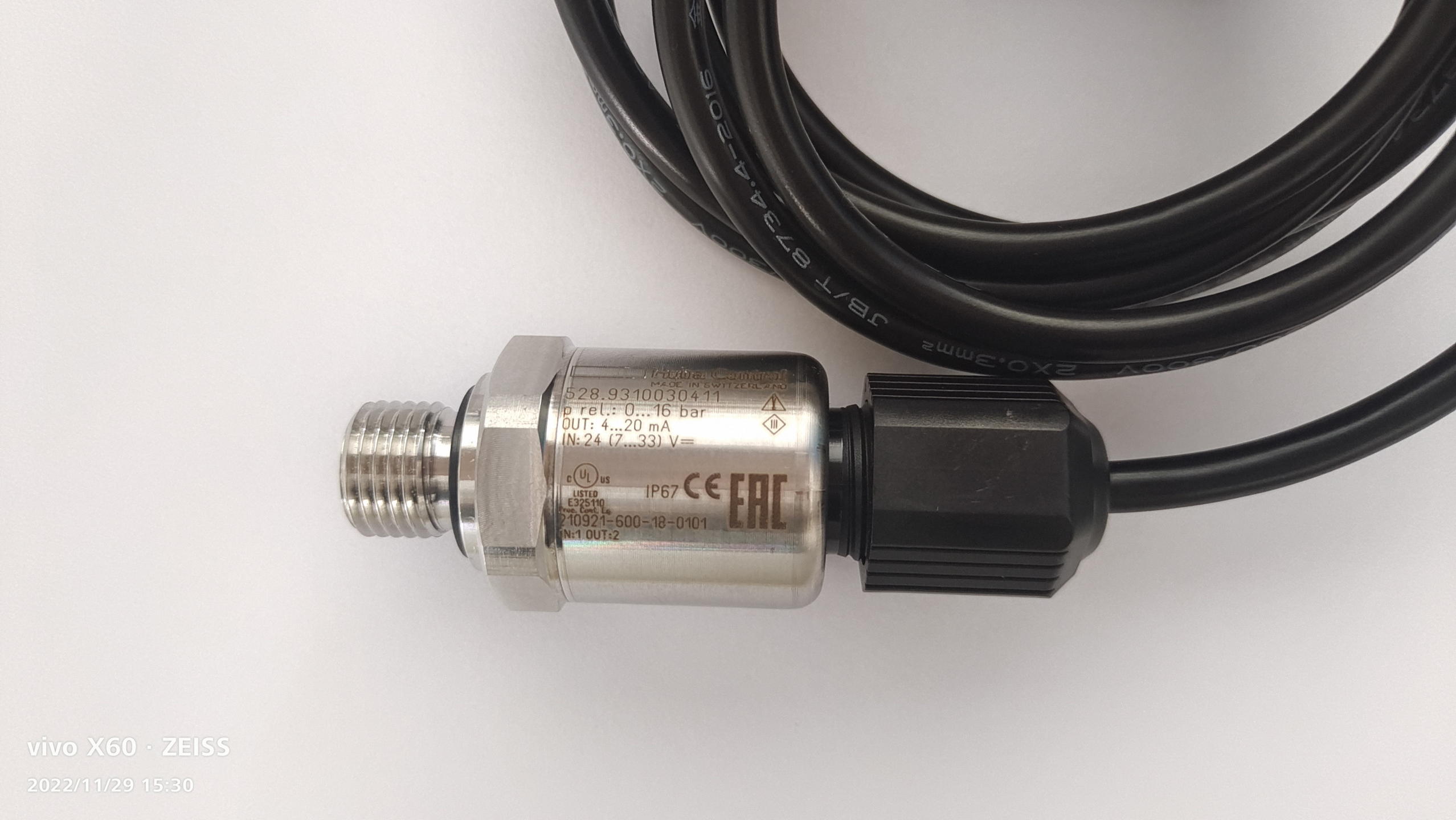 SF ExpressオリジナルのHUBA528圧力トランスミッターセンサーは、高い安定性と品質保証を備え、在庫があります。