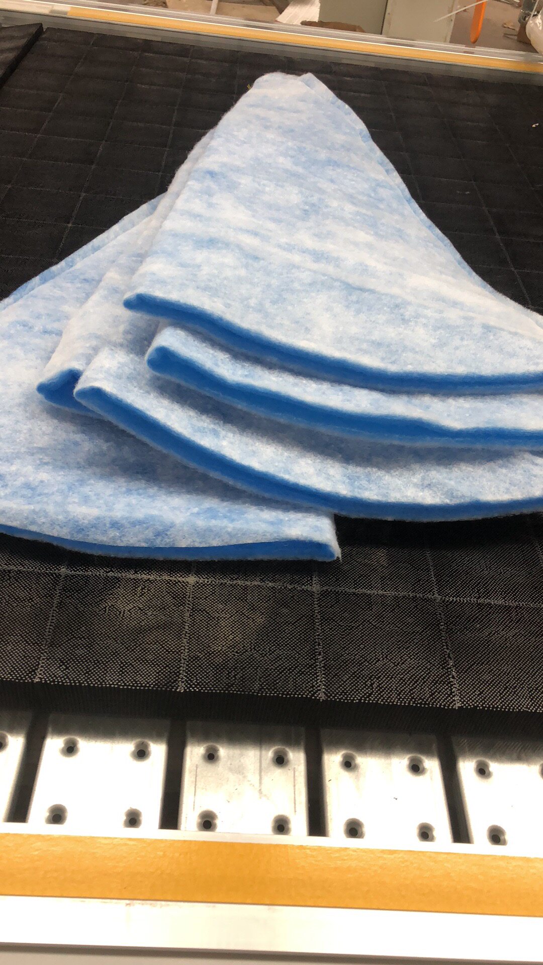 Tuka running for MBULLMER Automatic cutting machine Automatic cutting machine Automatic cutting computer Tailor Bed Filter filter Bag Garbage Bags