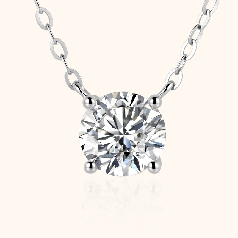 Karamen 18K Gold Platinum Pt950 Cultured Diamond Henan Artificial Diamond Four-Prong Necklace Karamen 18K Gold Platinum Pt950 Cultured Diamond Henan Artificial Diamond Four-Prong Necklace