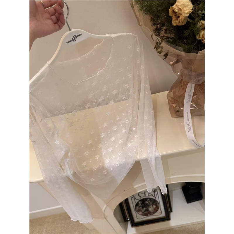 Floral Lace Blouse for Women, Summer Korean Style Layered Hollow-Out Thin Sun-Protective Mesh Top, T-Shirt Inner Layer, Trendy Base Shirt Floral Lace Blouse for Women, Summer Korean Style Layered Hollow-Out Thin Sun-Protective Mesh Top, T-Shirt Inner Layer, Trendy Base Shirt