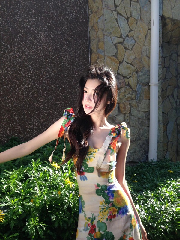 Ms. Chopped Pepper Huajianjiu/French Retro Print Suspender Dress with Artistic Large Flower Long Skirt