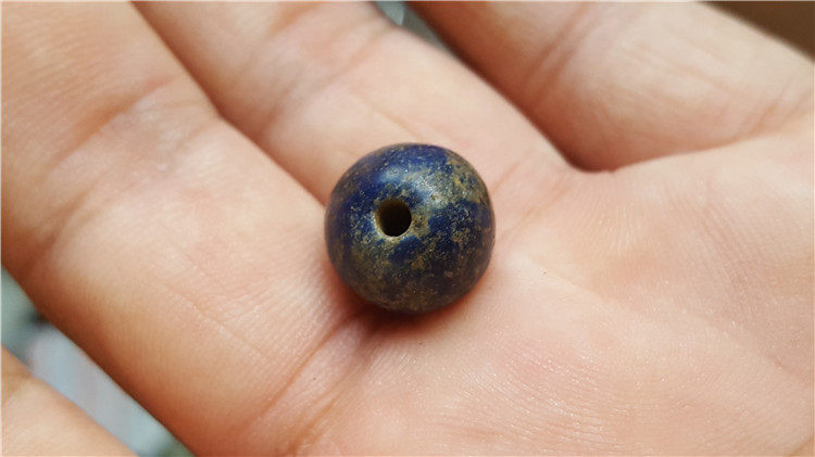 Liao Jin Lao gold stone beads 13mm packets old and not old white send ancient beads with old beads PeePearl sepal beads multiple treasure string top beads