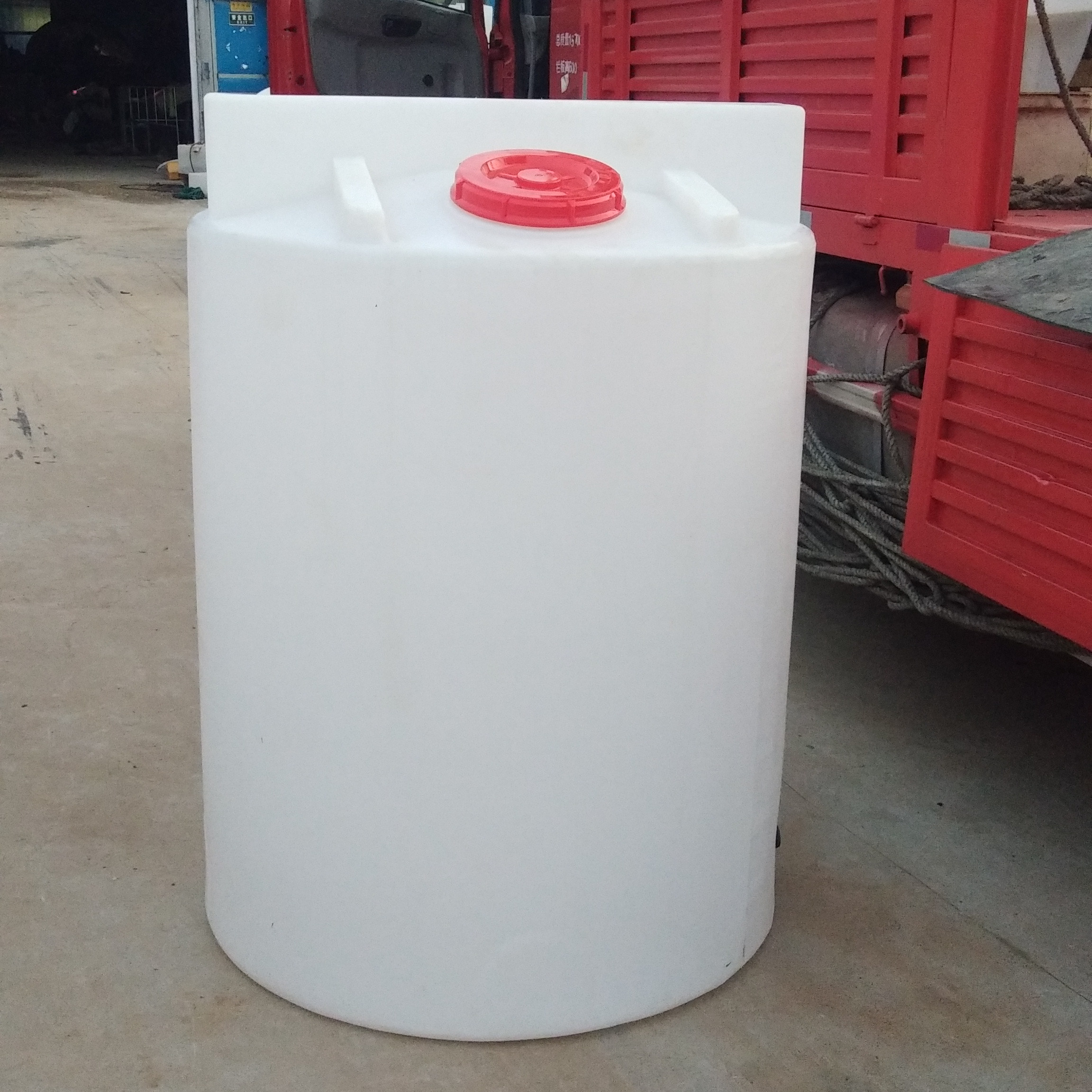 500升 抗腐蚀加药塑料水桶 500L 搅拌储罐  直销 500lpe加药水箱
