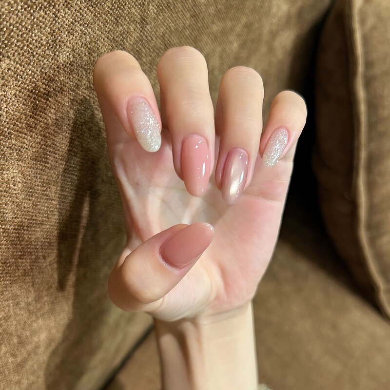 Gentle Peach Pink Fine Glitter Cat-Eye Manicure Wearable Nails 2026 New Style High-End Elegant Whitening Handmade Wearable Nails