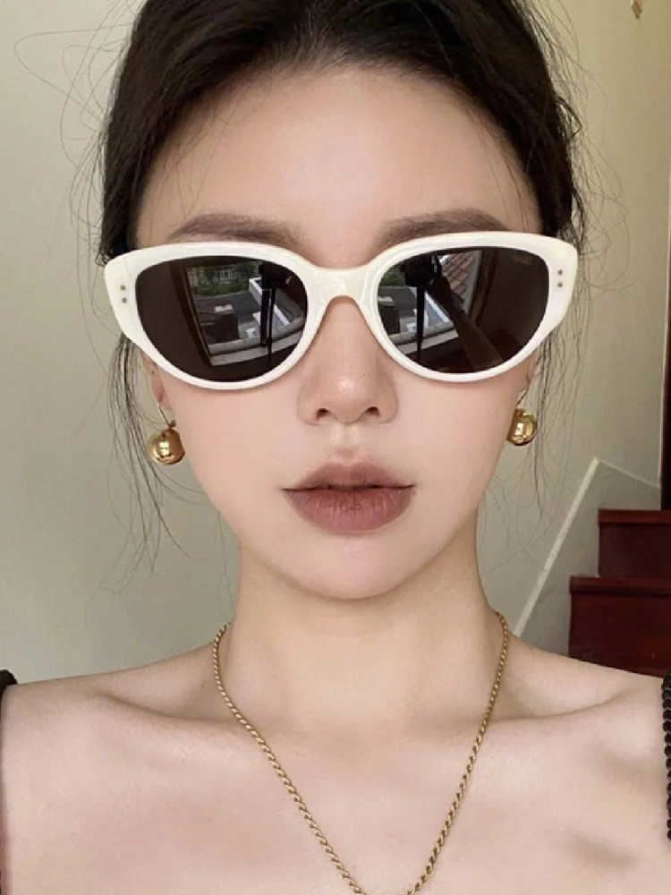 猫眼白色ins辣妹风造型女太阳镜