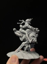 Workshop of the Night Desert Traveler Miniature gk gray mold 1 24 Naughty Genuine Licensing