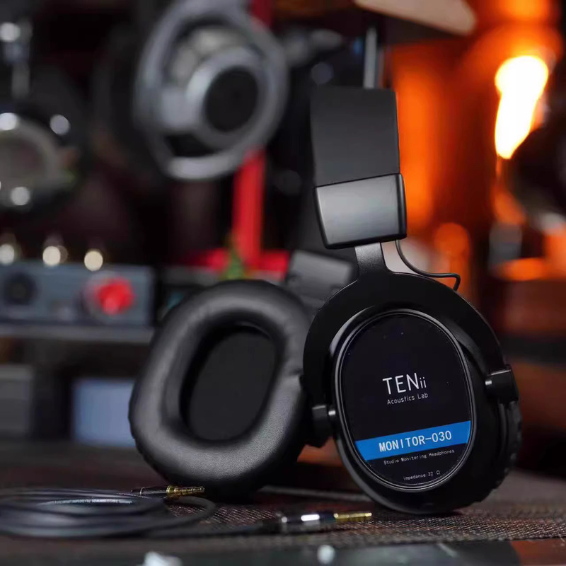 Tenii Shishiyan Mt030 Closed-Back Headphones Monitoring Headphones Professional Headphones for Music Production