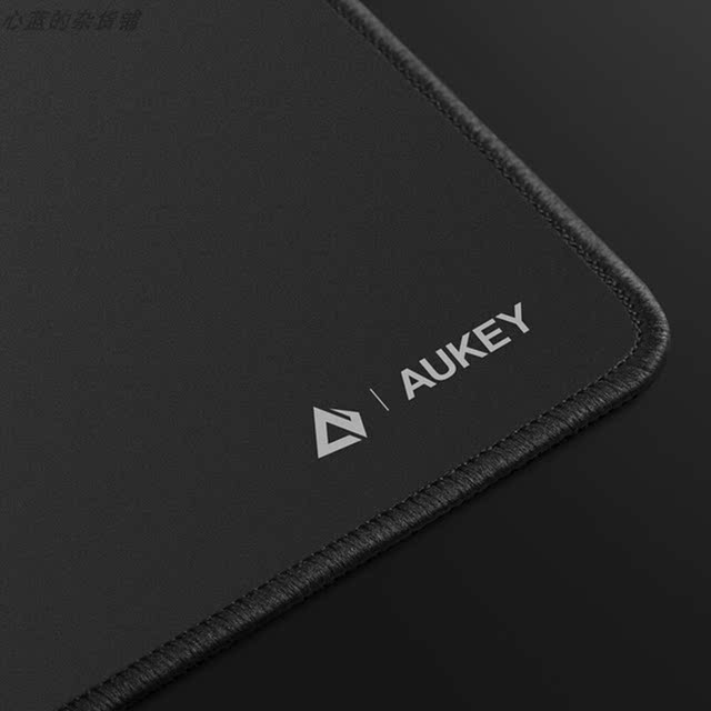 Aukey Small Keyboard Mouse Pad Smooth Surface Non-Slip Rubber Gaming Black Mouse Desk Pad 3mm Thick
