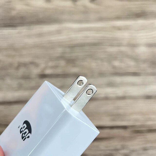 Single and Dual Port USB Charger for Mobile Phones and Tablets, Portable Foldable Travel Charger 2.1A, Suitable for Apple 8 X 11 12 13 14 15 16 Phones