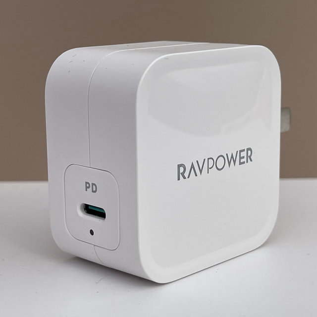 Ravpower gallium nitride charger PD61w fast charging head suitable for Apple X 13 ipad macbook pro