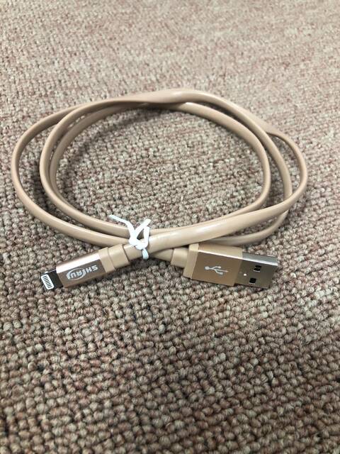 Mfi Certified C48 Mobile Phone and Tablet Data Cable Suitable for Iphone6/7/8/X Charging Cable Mini1234 Air1