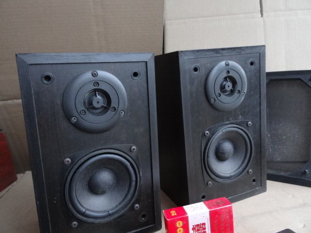 Second-hand surround sound 4 inch horn edge cracked and already repaired 30 to normal use-Taobao