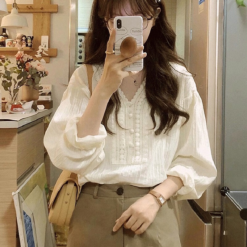 Autumn and Winter Women's Clothing Wholesale New Design Long-Sleeved Fashionable and Unique Shirts Loose V-Neck Lace Trim Shirts Trendy