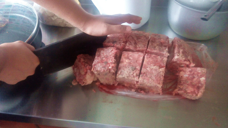 24 pound hộp thức ăn cho chó tự làm tươi thịt bò xay thịt bò cuối chó thức ăn cho chó trưởng thành chó con - Chó Staples thức ăn cho chó zenith