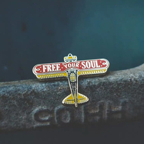 American independent designer travel creative retro personality metal badge ins European and American cute bag trinkets