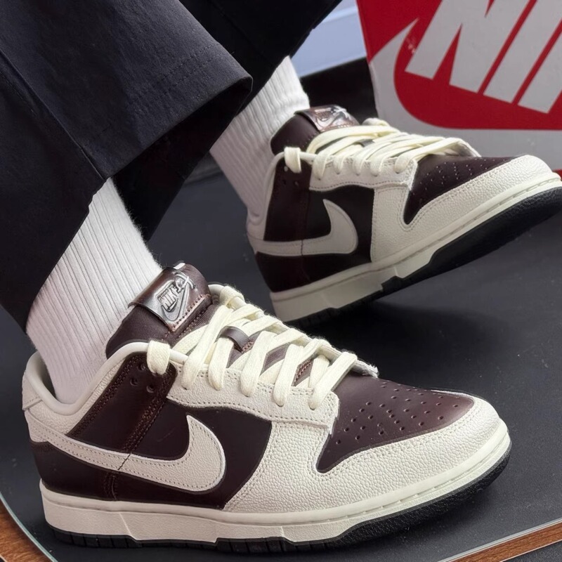 Nike Dunk Low Nike Brown and White Men's Low-Top Casual Wear-Resistant Sports Sneakers Ih7333-200