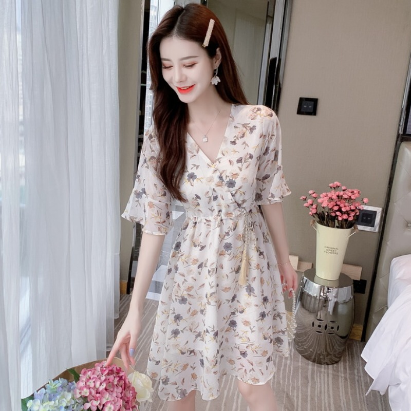 French-Style Gentle V-Neck Floral Chiffon Dress for Women, Summer Waist-Cinching Slimming Elegant Petite Tea Break Dress French-Style Gentle V-Neck Floral Chiffon Dress for Women, Summer Waist-Cinching Slimming Elegant Petite Tea Break Dress