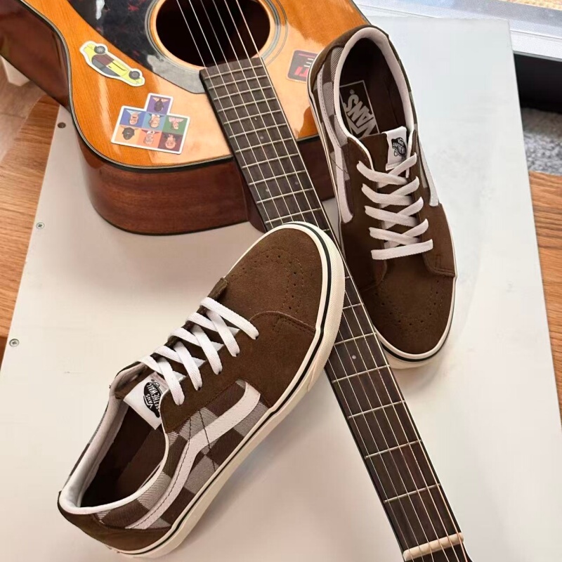 Vans Sk8-Low Low-Top Mocha Color Retro Checkerboard Low-Top Casual Sneakers Vn0009Qrdfm