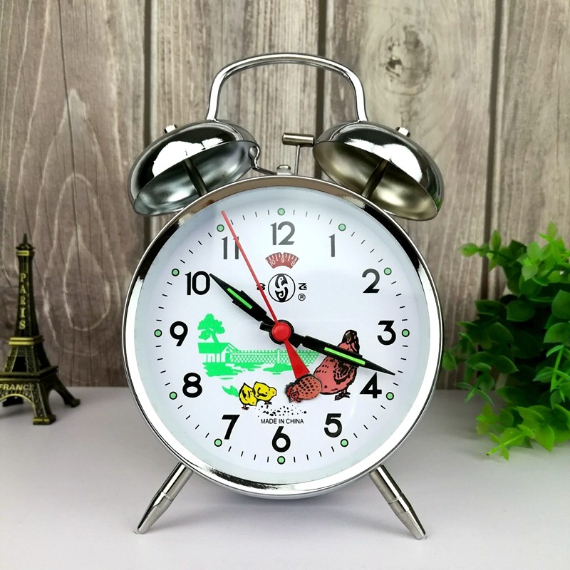 Vintage Mechanical Alarm Clock with Wind-Up Feature, Creative Student Bedroom Extra Loud Alarm Clock, Old-Fashioned Metal Clock
