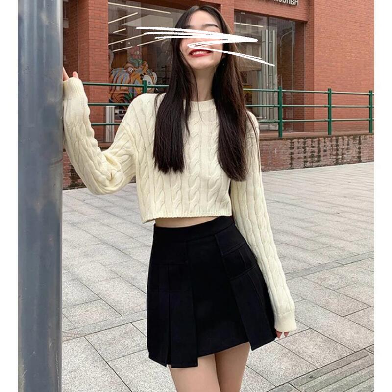 Chic Twist-Knit Short Sweater for Women, Autumn and Winter 2026 New Style, Petite Design, Loose and Lazy Style Knitted Top