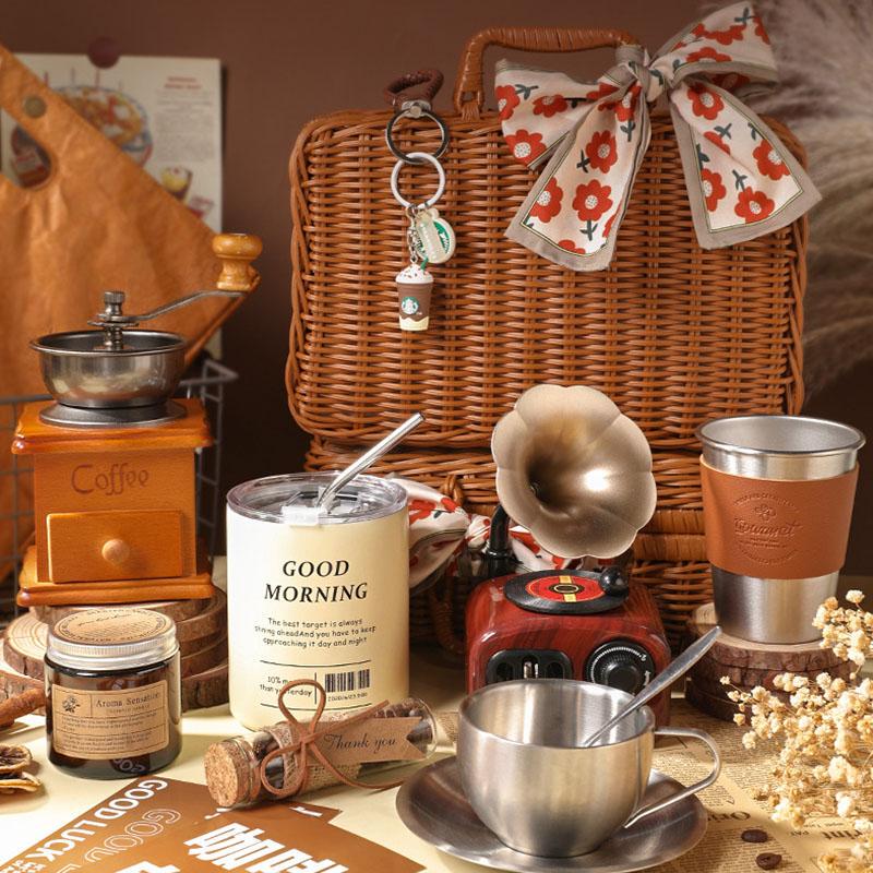 Rattan Hand-Woven Basket Gift Box, Practical Gift for Best Friend, Wedding, Bridesmaid, Hand-Ground Coffee Machine, Birthday Gift Rattan Hand-Woven Basket Gift Box, Practical Gift for Best Friend, Wedding, Bridesmaid, Hand-Ground Coffee Machine, Birthday Gift