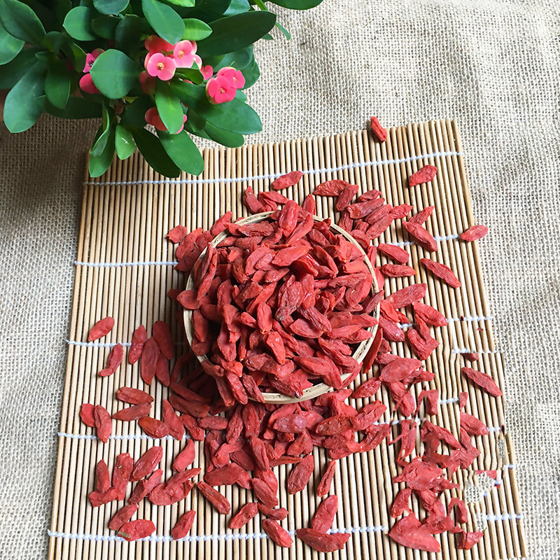 Authentic medium grain wolfberry pure natural Ningxia wolfberry Zhongning red wolfberry tea male kidney wolfberry 500g22 new goods