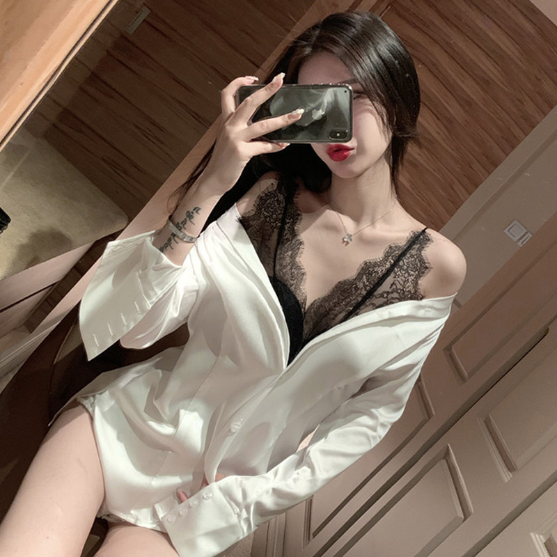 Gerger family Spring new Campeo Goddess lace spliced gas shirt fake two shirt shirt woman