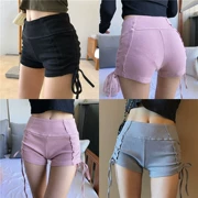 Gege Home Summer Peach Hip Fitness Đai chống sáng Sexy Phòng tập thể dục Thể thao Yoga Quần short khiêu vũ - Quần short